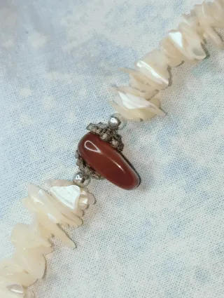 Collana madreperla ed agata