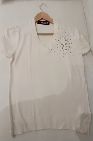 Jersey ALICIA RUEDA blanco manga corta apliques