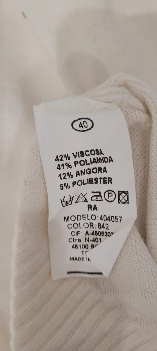 Jersey ALICIA RUEDA blanco manga corta apliques