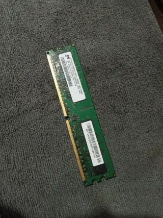 Memoria RAM Micron 2GB DDR2-667