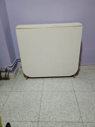 Mesa extensible blanca grande plegable