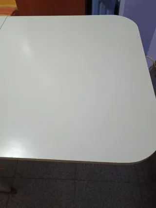 Mesa extensible blanca grande plegable