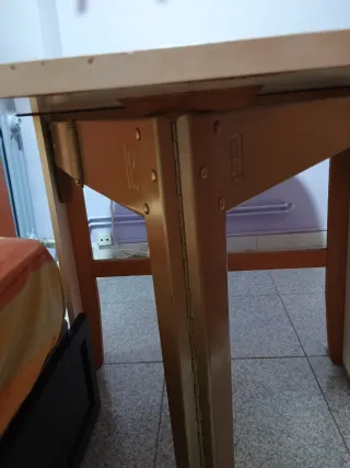 Mesa extensible blanca grande plegable