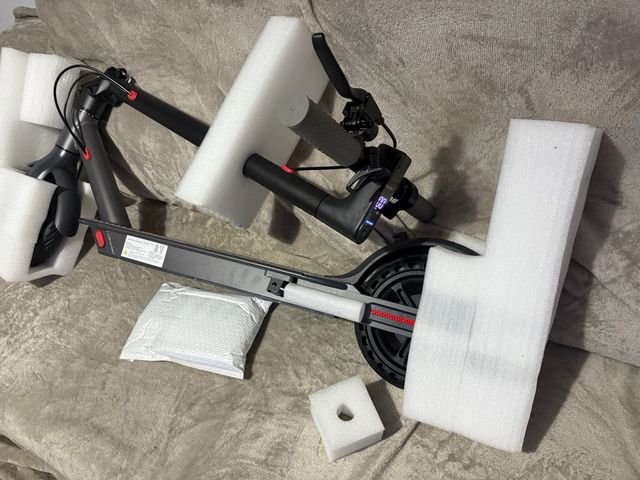 Patinete Eléctrico Gris