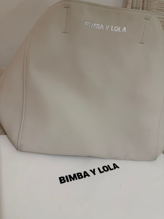Bolsa shopper Bimba y Lola em couro cor pedra