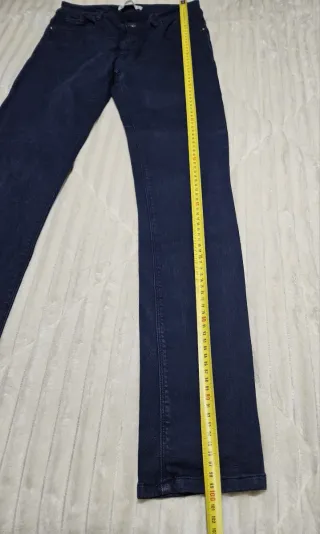 Pantalón vaquero azul mujer Zara