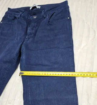 Pantalón vaquero azul mujer Zara