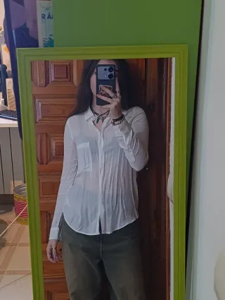 Camisa blanca Bershka entallada Talla XS