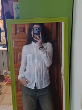 Camisa blanca Bershka entallada Talla XS