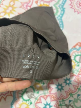 Top deportivo Born Living Yoga marrón