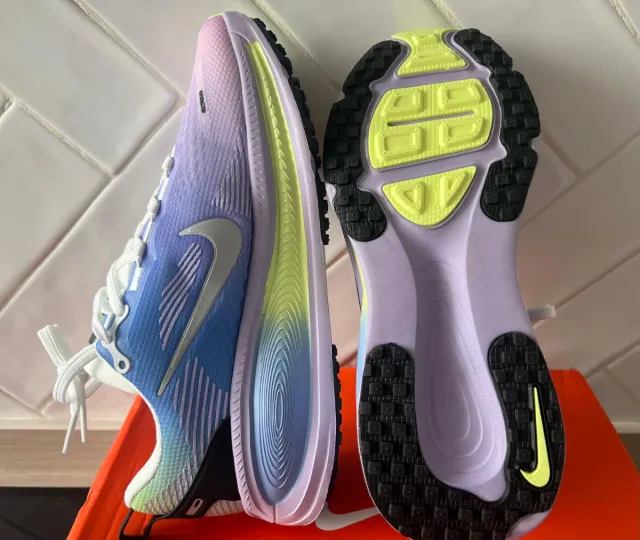 Nike Vomero 18 Talla 40