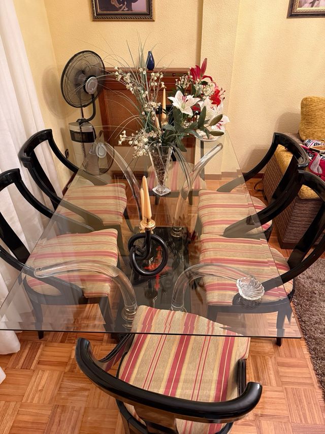 Mesa comedor cristal y 6 sillas