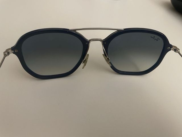 Gafas de sol Ray-Ban azules y grises