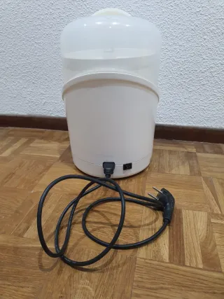 Esterilizador de biberones marca chicco
