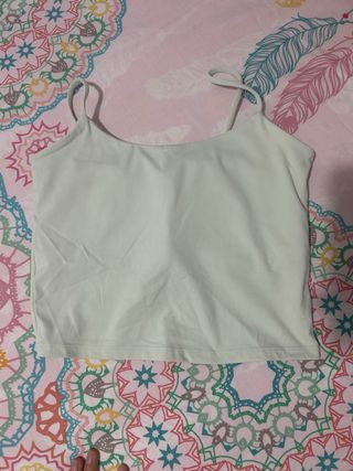 Top Oysho verde tirantes