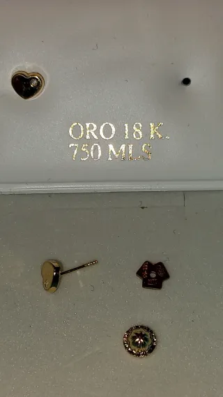 Pendientes Bebé Corazón Oro 18K 750 MLS
