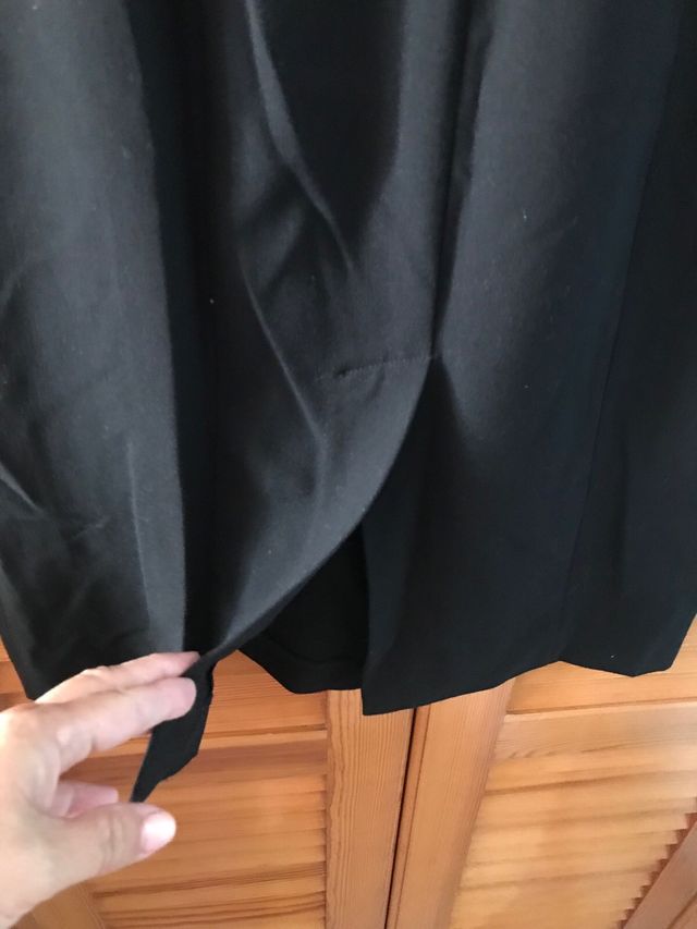 Vestido negro con pedrería