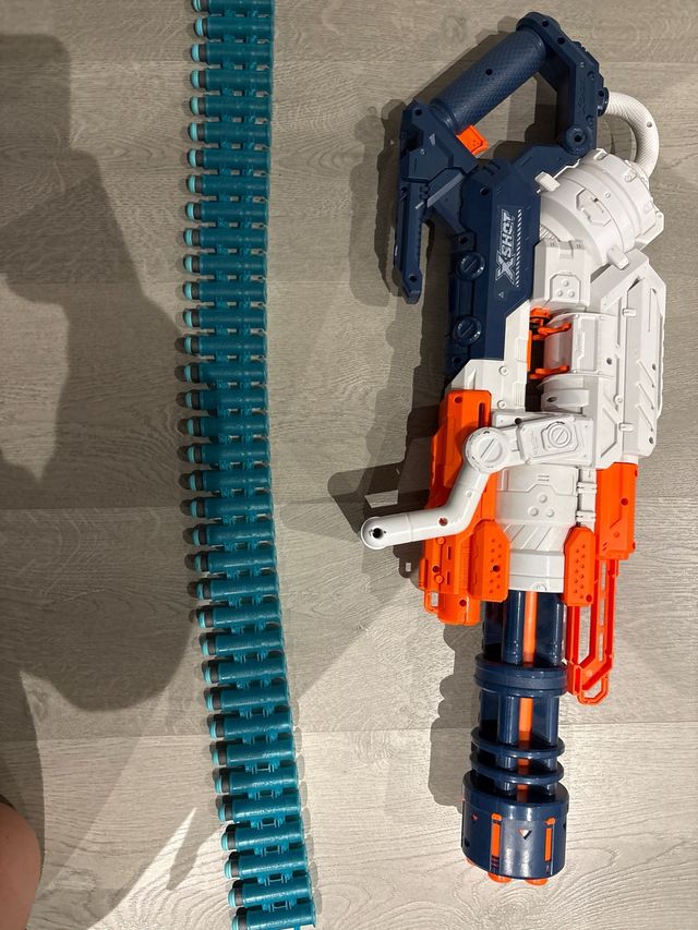 Pistola Nerf Xshot con cargador