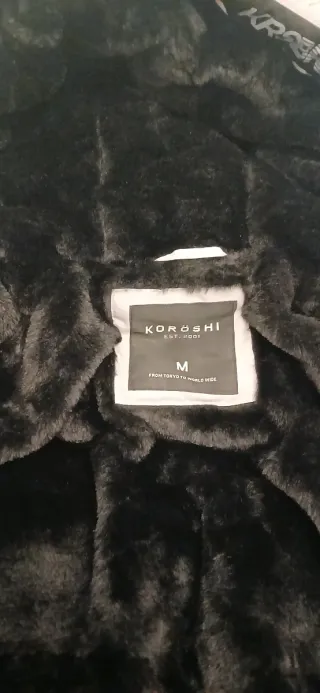 Cazadora Koroshi blanca y negra