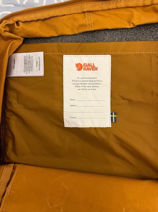 Pareja Mochilas Fjallraven Kanken Azul y Mostaza