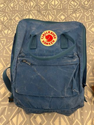 Pareja Mochilas Fjallraven Kanken Azul y Mostaza