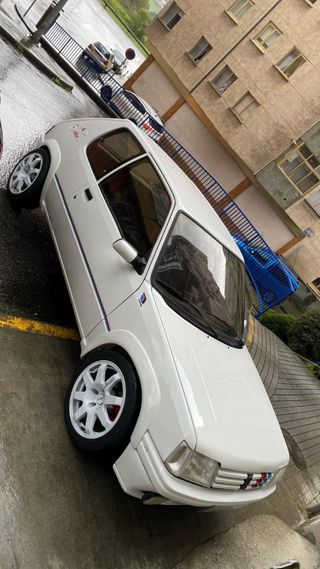 Peugeot 205