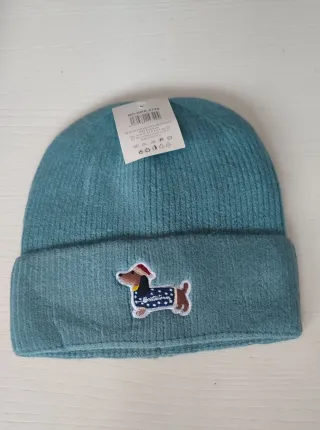 Gorro de lana con perrito teckel