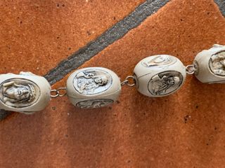 Corona Rosario da Parete Resina Metallo