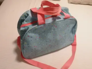 Bolsa de viaje infantil con diseño musical