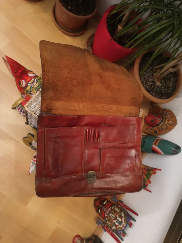 Valigetta per avvocato in pelle a tracolla