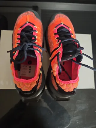 Nike Air Max Flyknit Venture Naranja Rosa