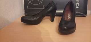 Zapatos de piel negros talla 38