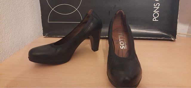 Zapatos de piel negros talla 38