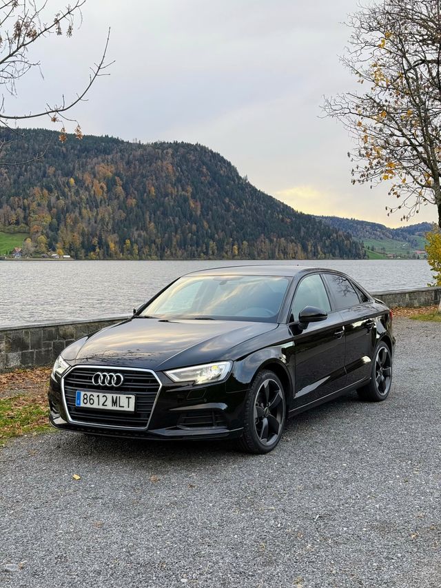 Audi A3 Sedan 1.0 TFSI | Garantía y financiación