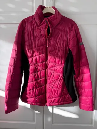 Anorak rosa y negro