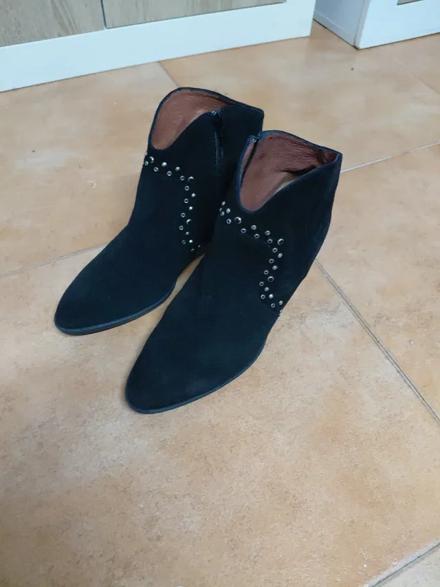 Botas de piel marca Hispanitas mujer negras