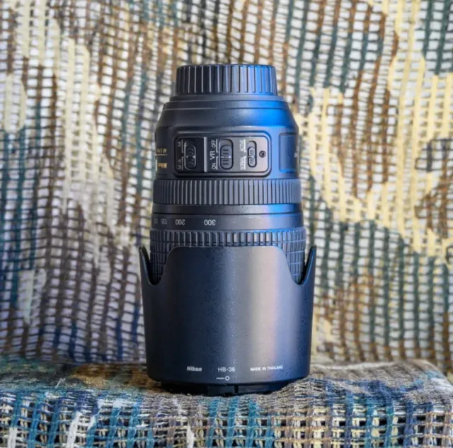 Objetivo Nikon AF-S 70-300mm f/4.5-5.6G VR