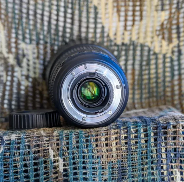 Objetivo Nikon AF-S 70-300mm f/4.5-5.6G VR