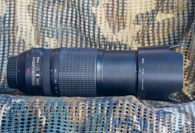 Objetivo Nikon AF-S 70-300mm f/4.5-5.6G VR