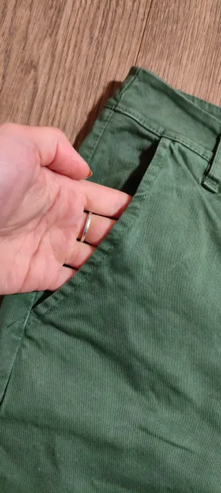 Pantaloni verde oliva da ragazzo Made in Italy