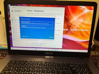Ordenador portátil ASUS Vivobook 17