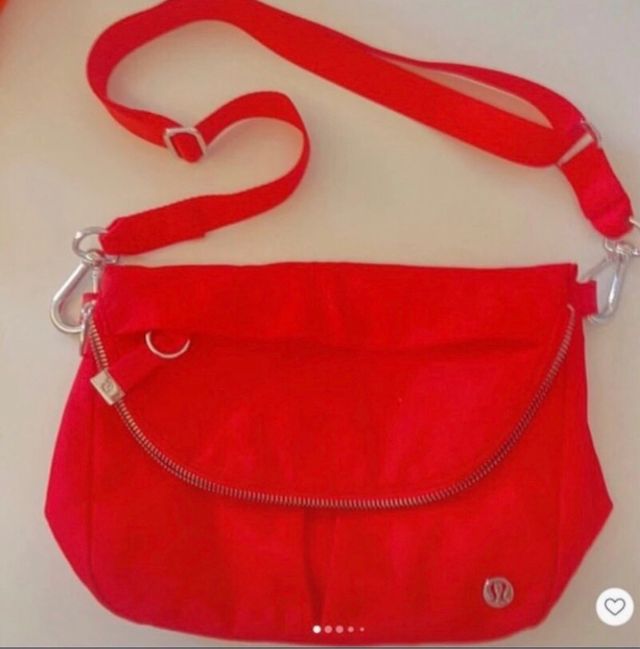 Bandolera Lululemon Roja