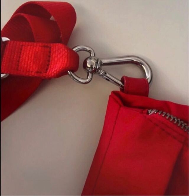 Bandolera Lululemon Roja