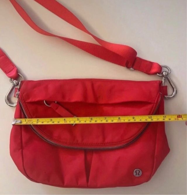 Bandolera Lululemon Roja