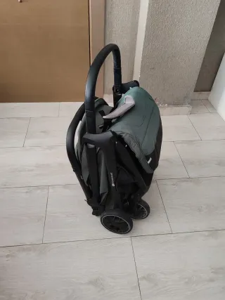 Carro de bebé  Kinder Kraft nubi2 verde