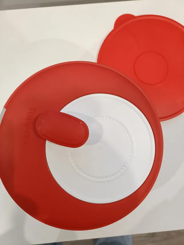 Centrifugadora Tupperware Roja y Blanca