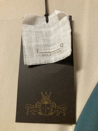 IQ blusa beige y azul Talla XS sin estrenar