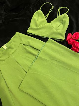 Conjunto verde top y pantalón