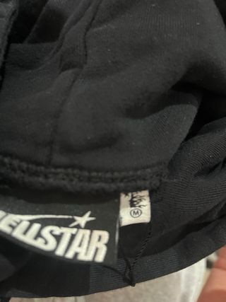 Sudadera Hellstar Negra con Diseño Om