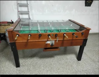 Futbolín profesional con tapa de cristal